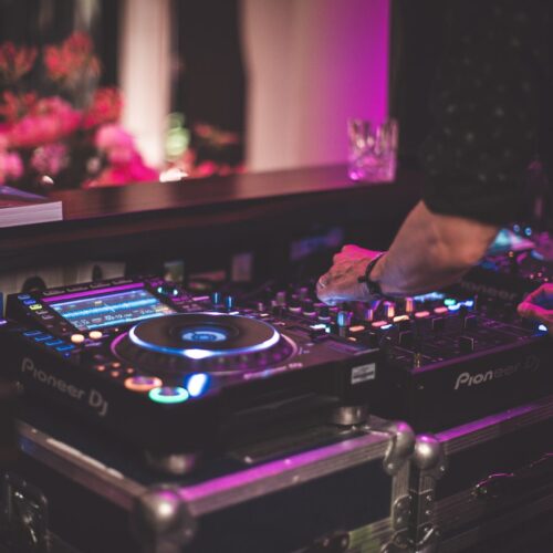 5 Reasons to Book a Wedding DJ in Dhaka, Bangladesh