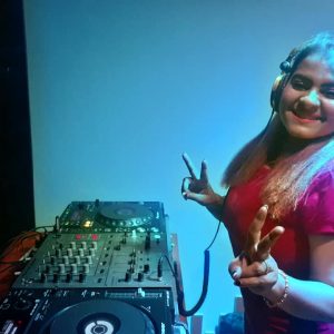 DJ SUMI